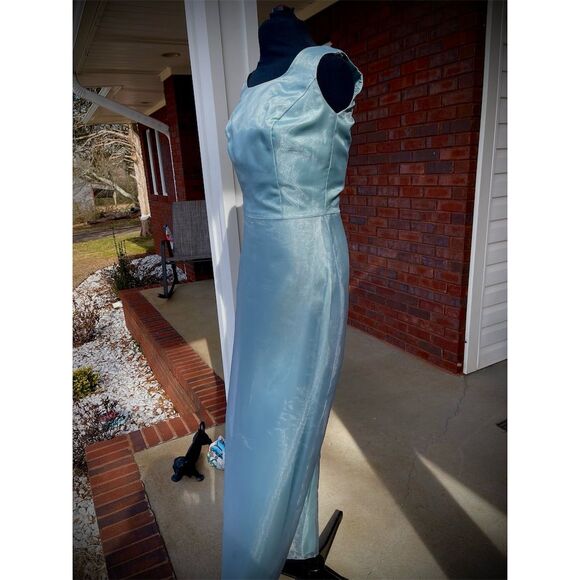Bill Levkoff Women's Size 10 Blue Sleeveless Long Evening Gown - Picture 2 of 12